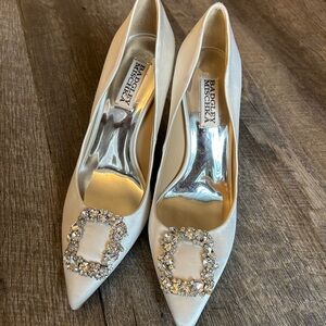 Badgley Mischka Ivory Crystal Embellished Heels